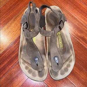 Birkenstock sandals in brown- size 39/9
